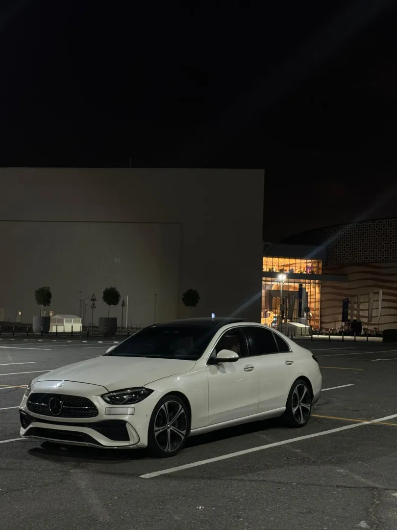 MERCEDES C300 view 3