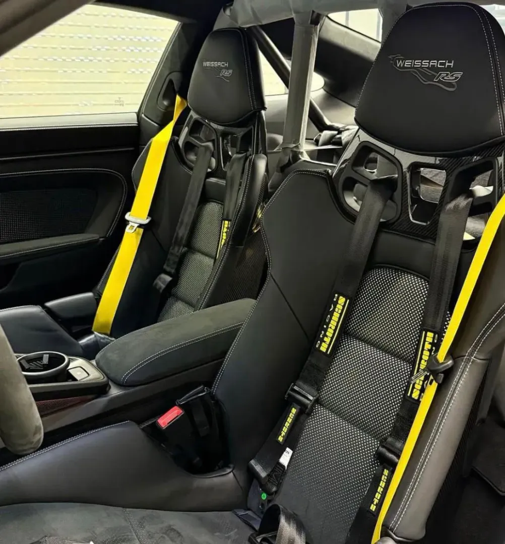 Porsche GT3 RS  view 4