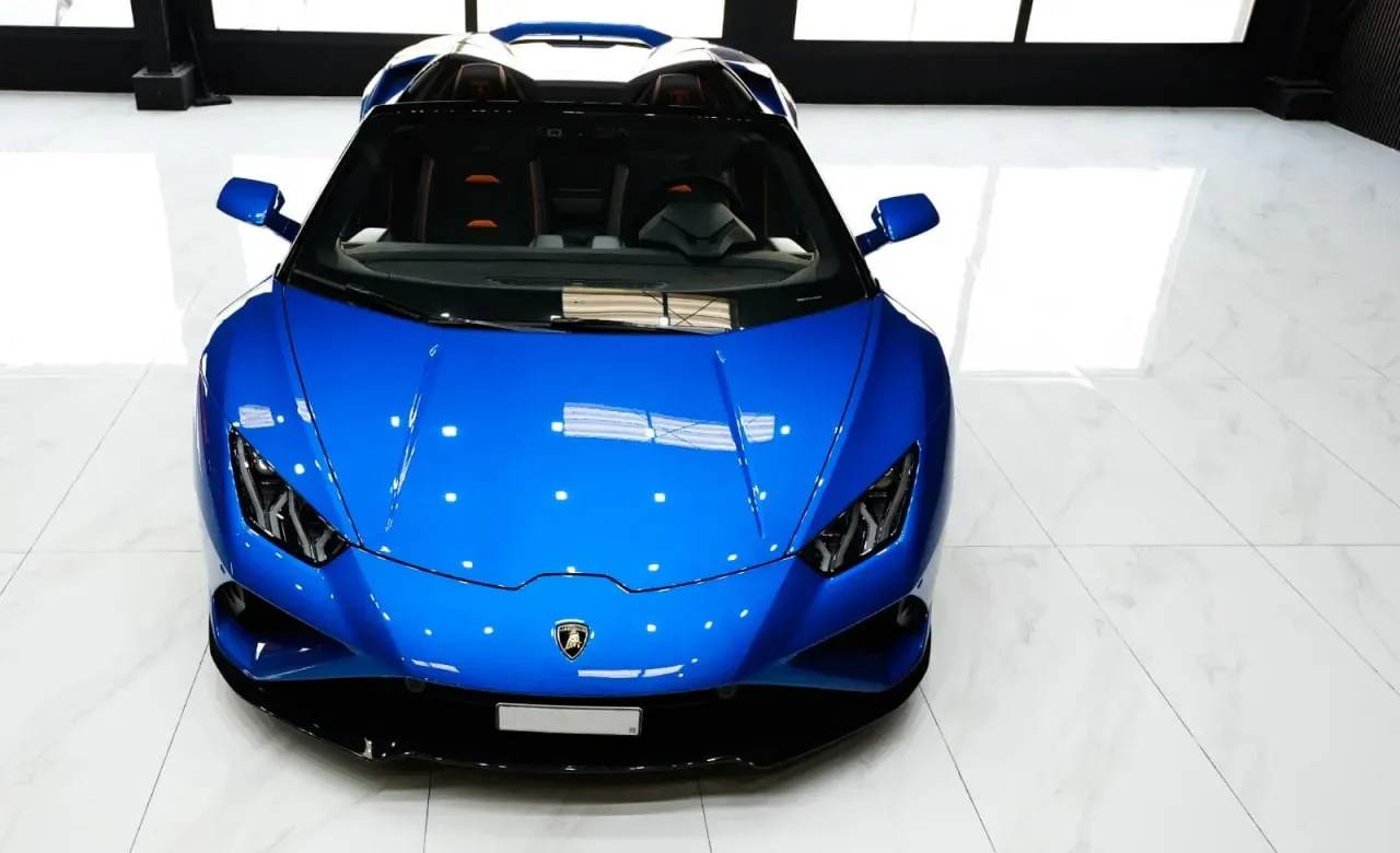 Lamborghini Huracan  view 3