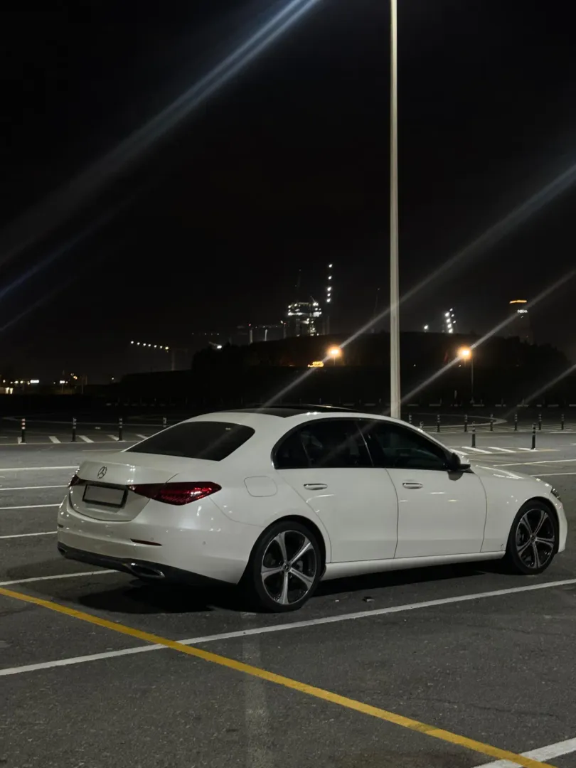 MERCEDES C300 view 4